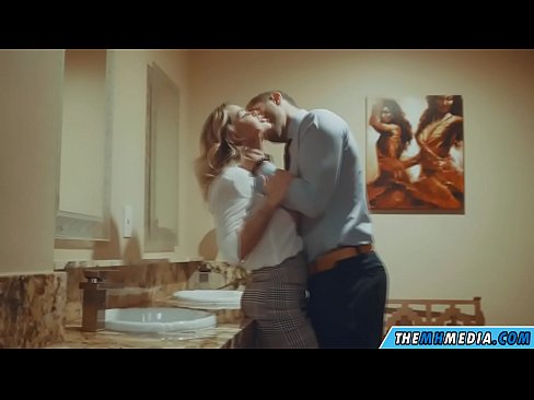 ❤️ Amikor egy bögyös szőke elcsábít egy nyilvános WC-ben ❤❌ Porno fb at hu.bestsexporno.ru